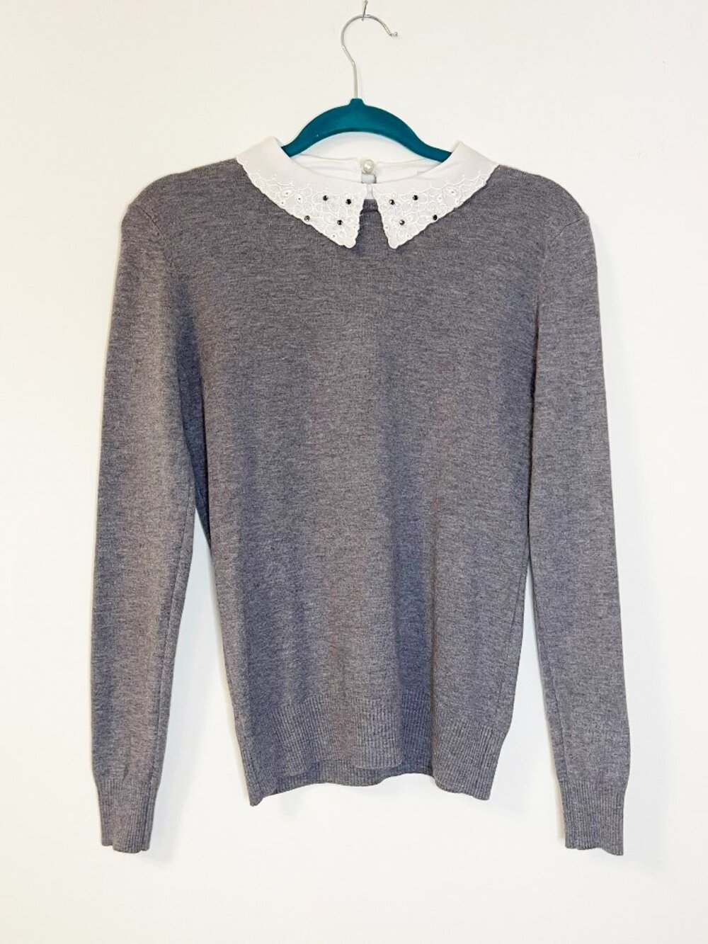 Vila Milano Gray Sweater w/ Embellished Peter Pan Collar Size M Preppy Twee